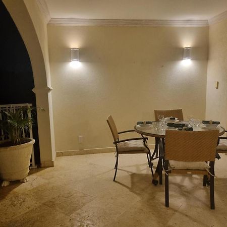 Royal Apartments 1 Bedroom Apartment Sea Views Saint James Exterior foto